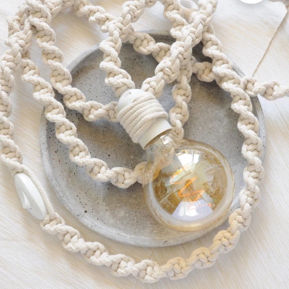 NEW: ELEGANT Home Decor Macramรฉ Hand Woven Artistry Tapestry Lamps Custom Made - Picture 7 of 16